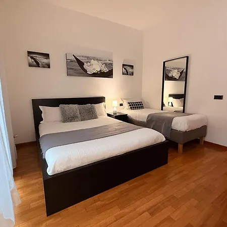 Apartment De Rossi *