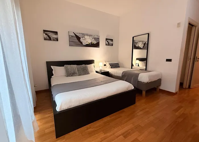 Apartment De Rossi *